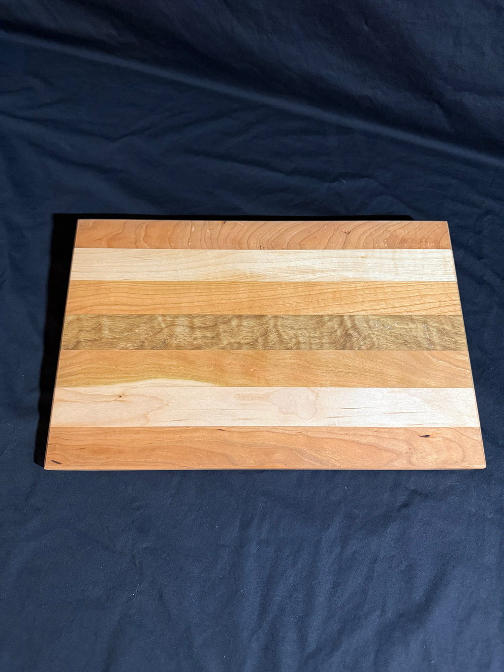 Hardwood Cutting Board 008
