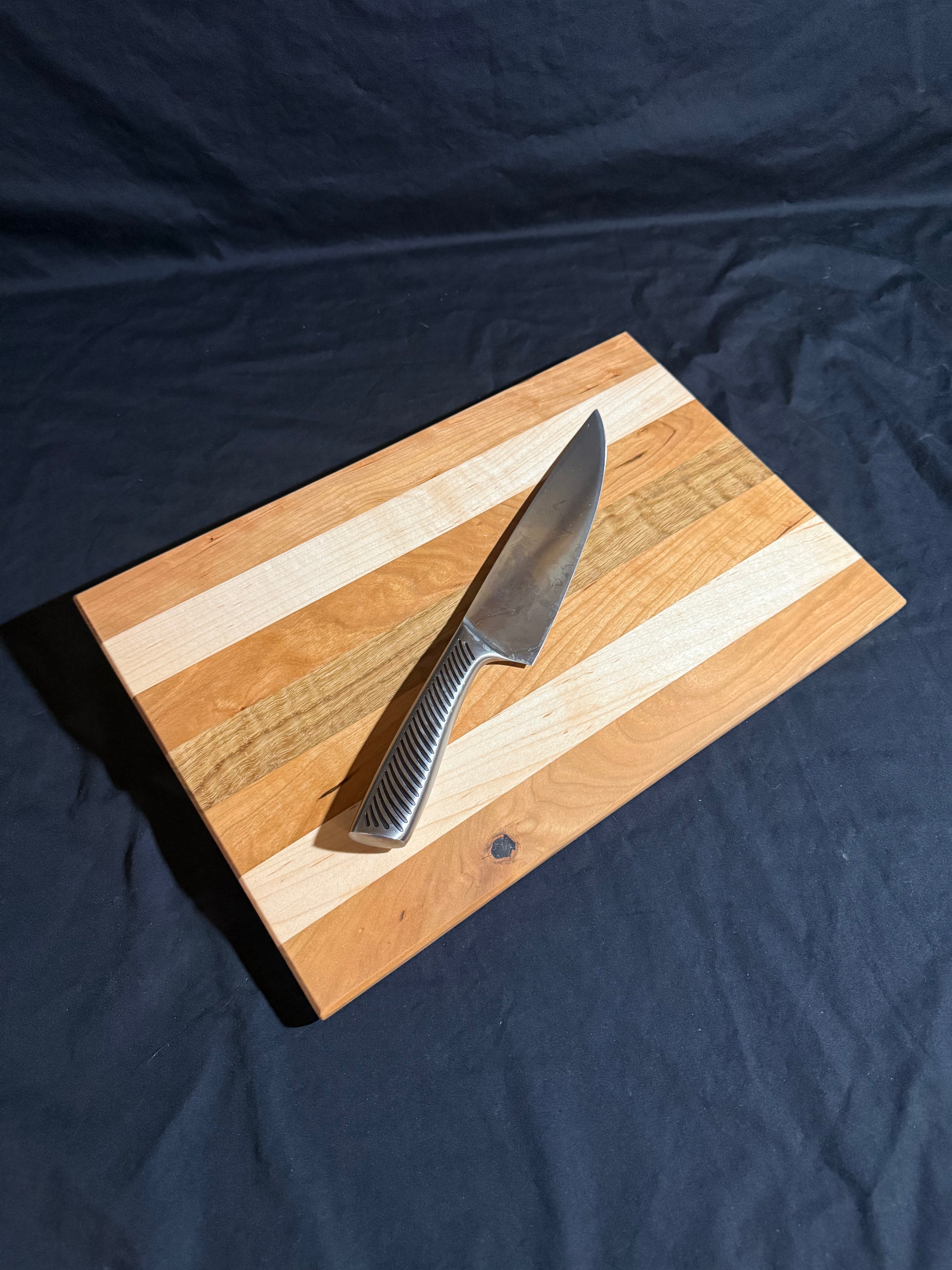 Hardwood Cutting Board 012