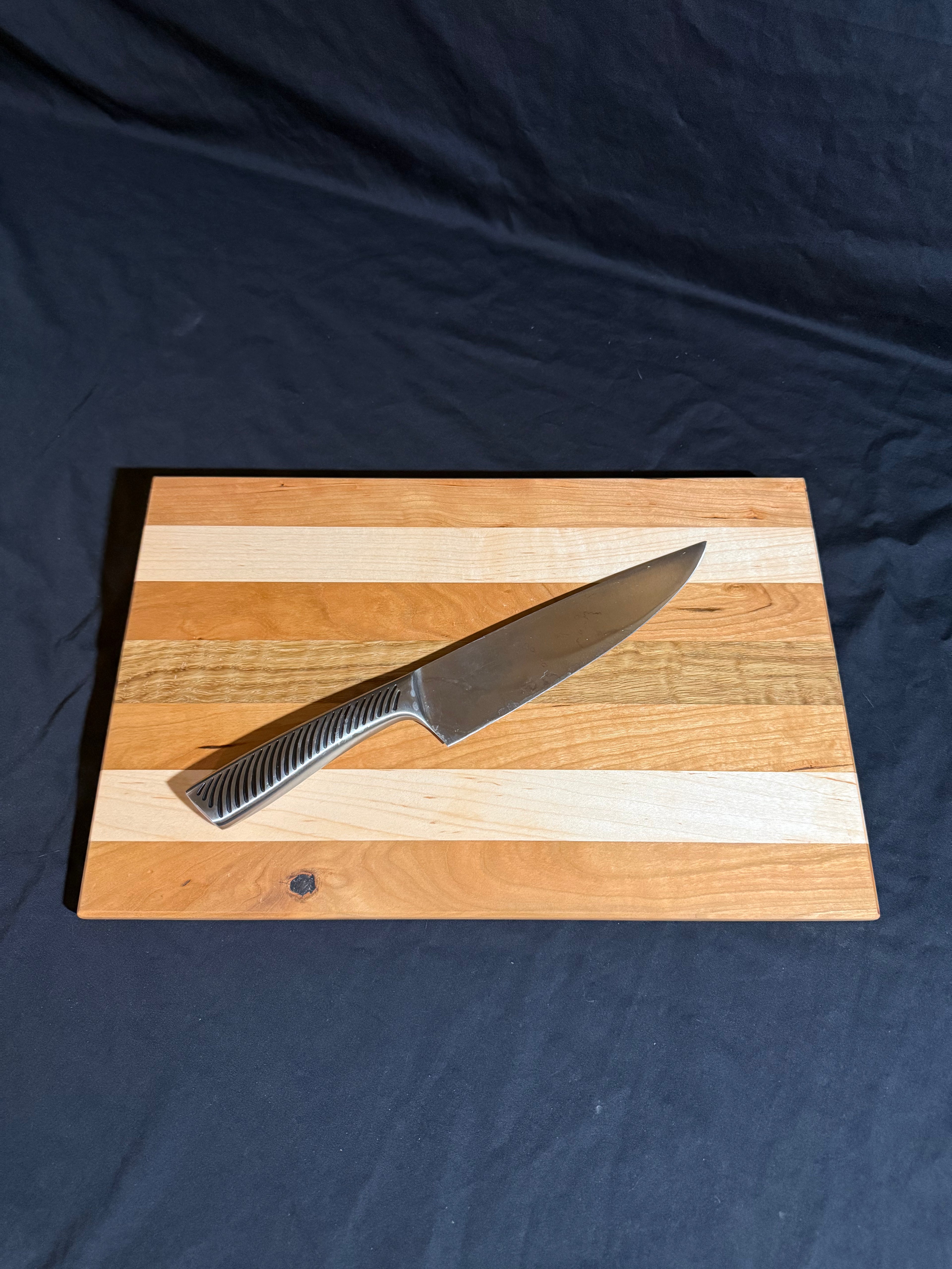Hardwood Cutting Board 012