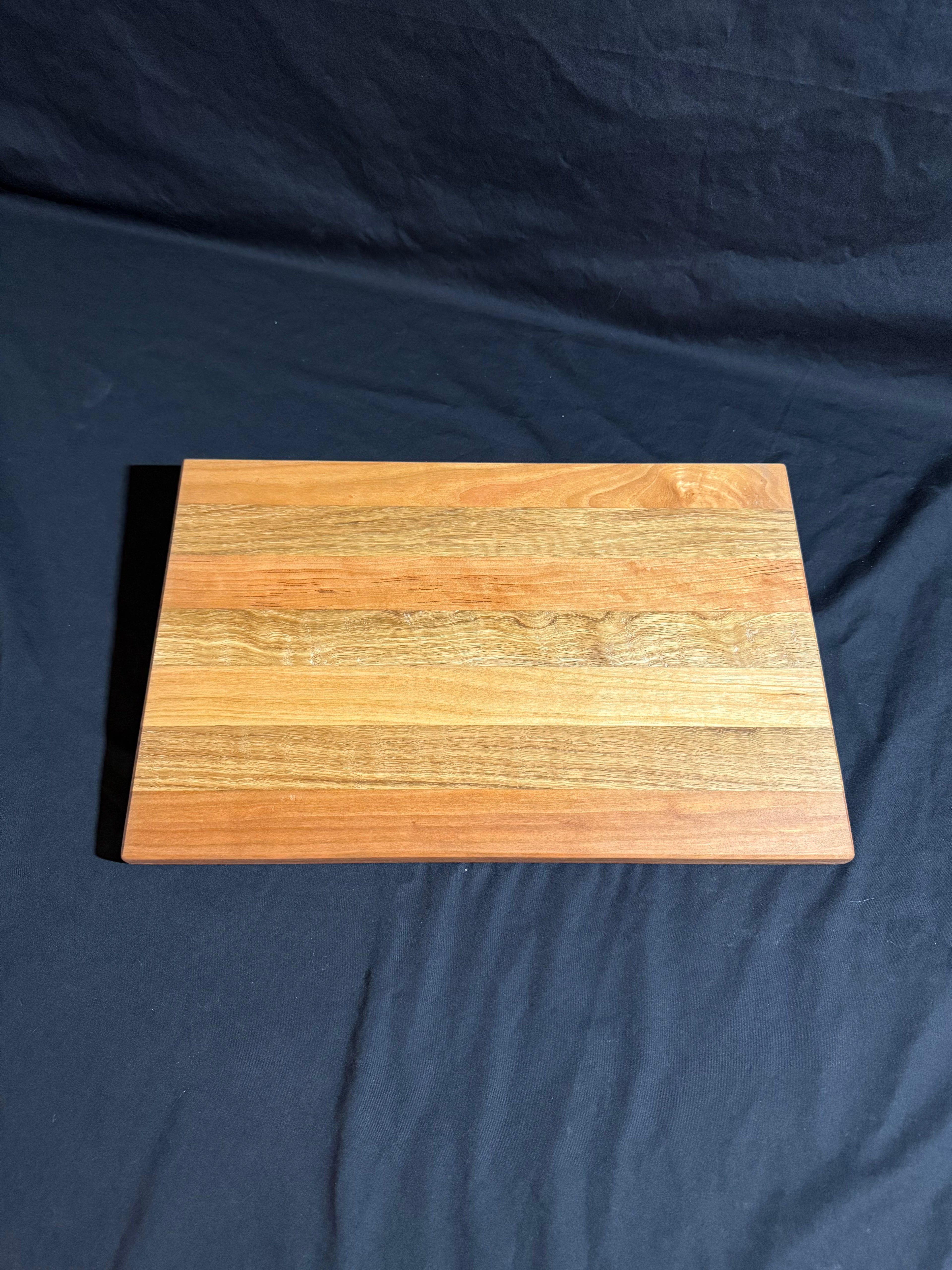 Hardwood Cutting Board 014