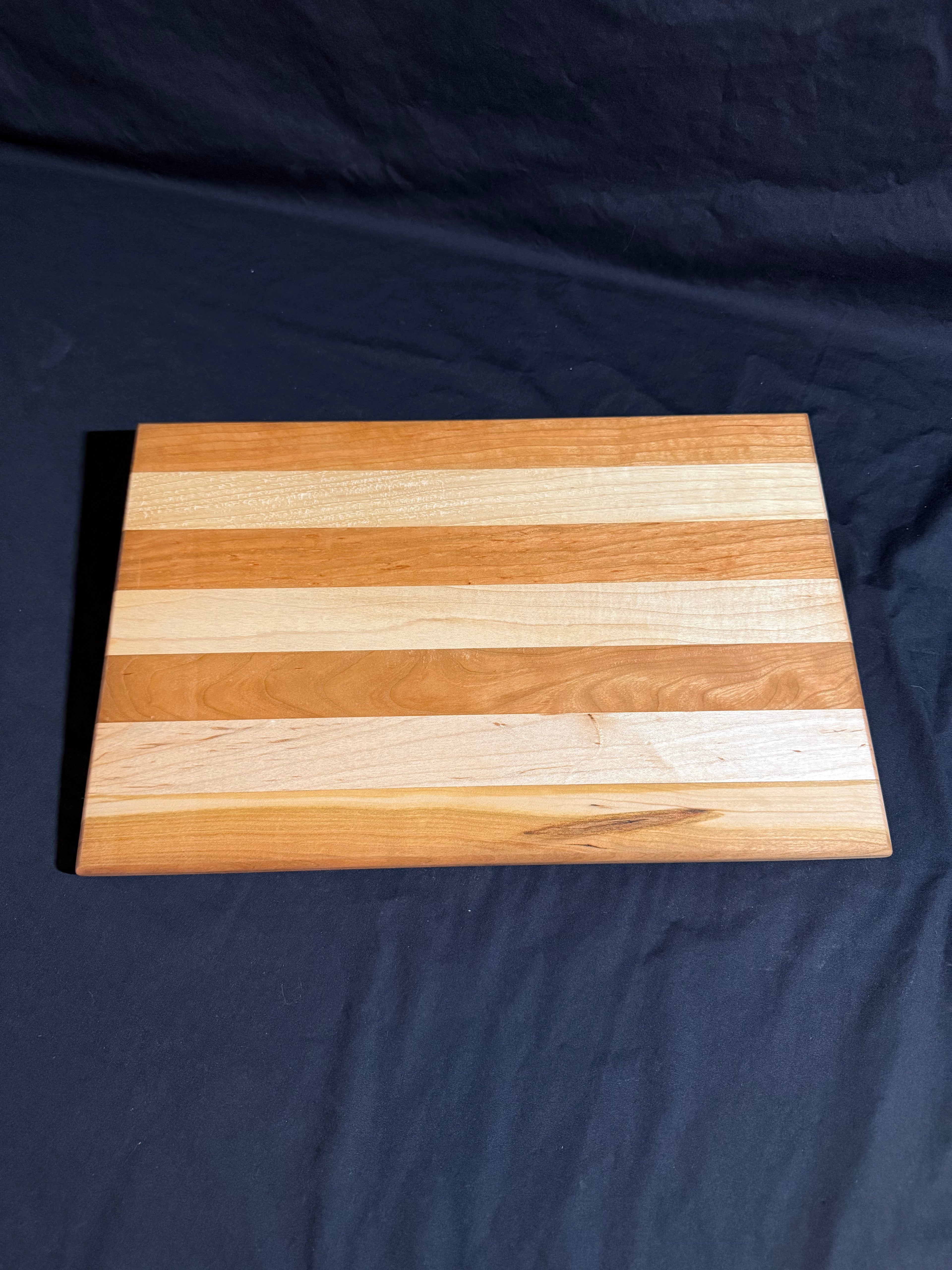 Hardwood Cutting Board 018