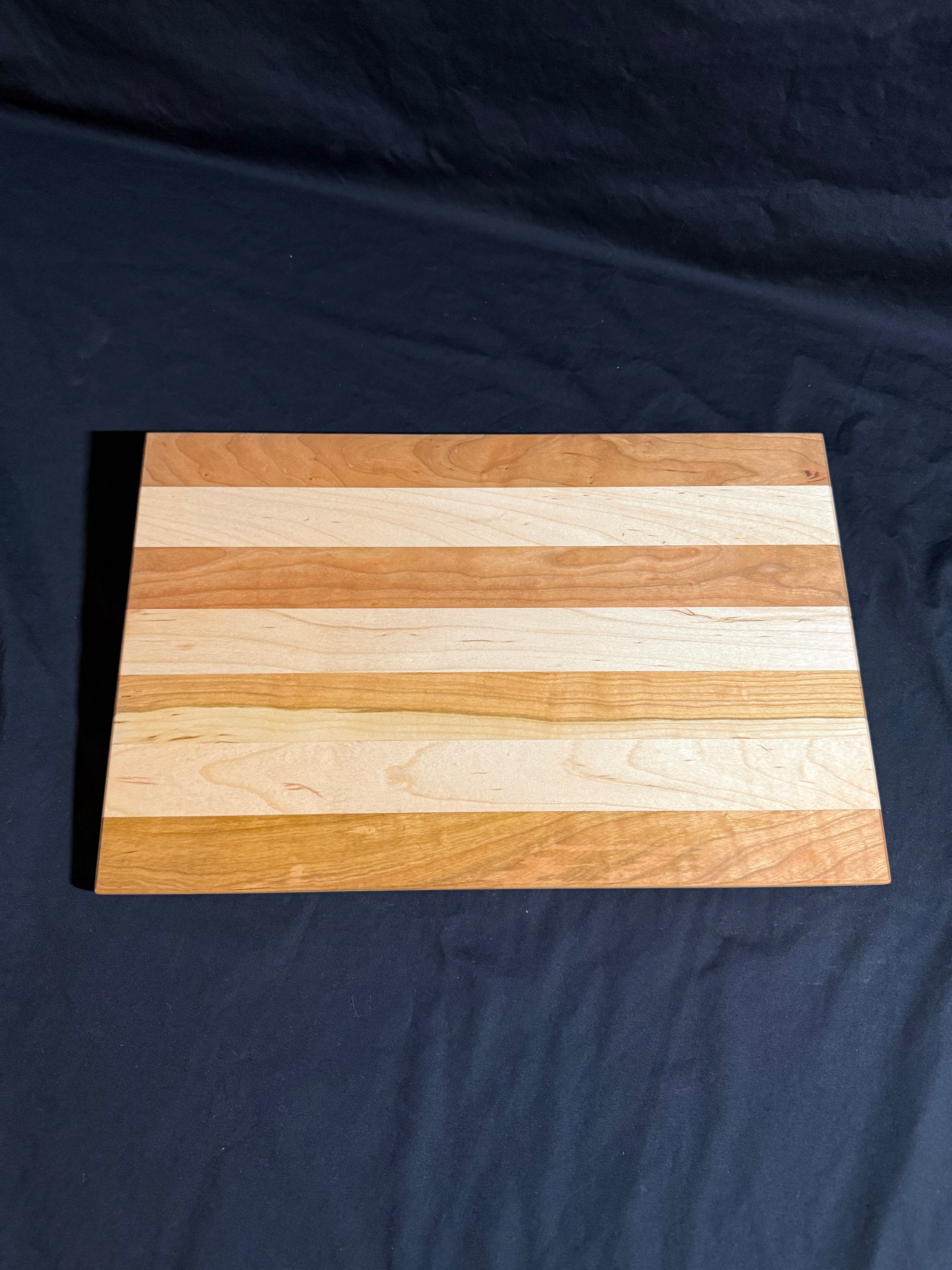 Hardwood Cutting Board 022