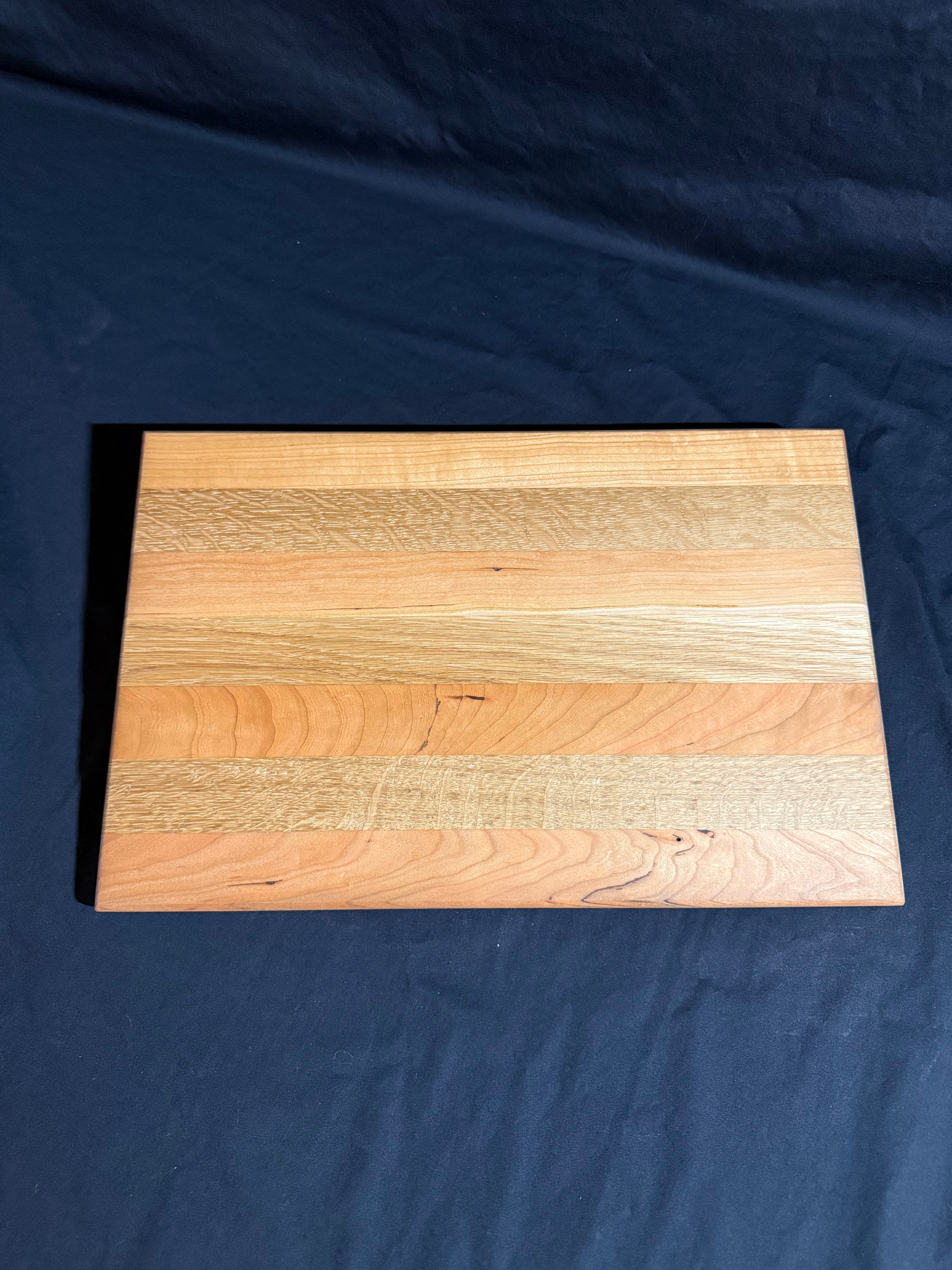 Hardwood Cutting Board 026