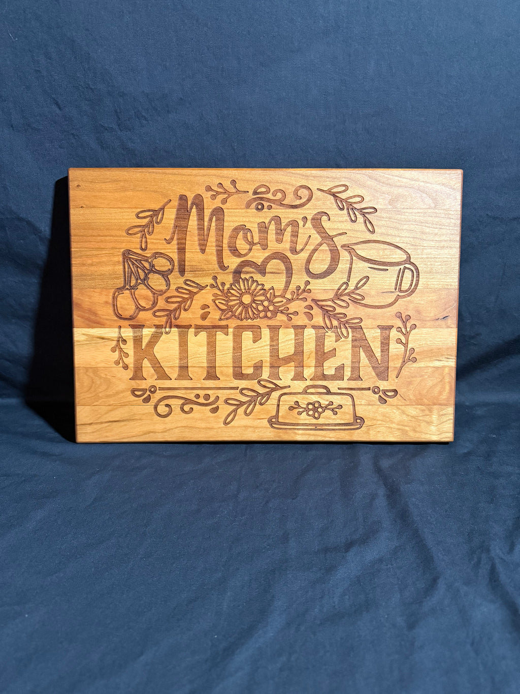 Engraved Cutting Board E003