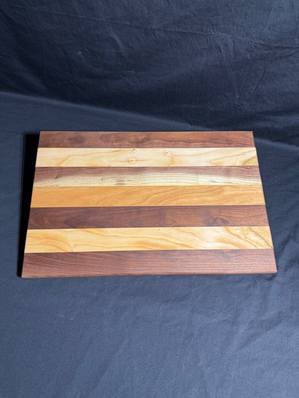 Hardwood Cutting Board 034