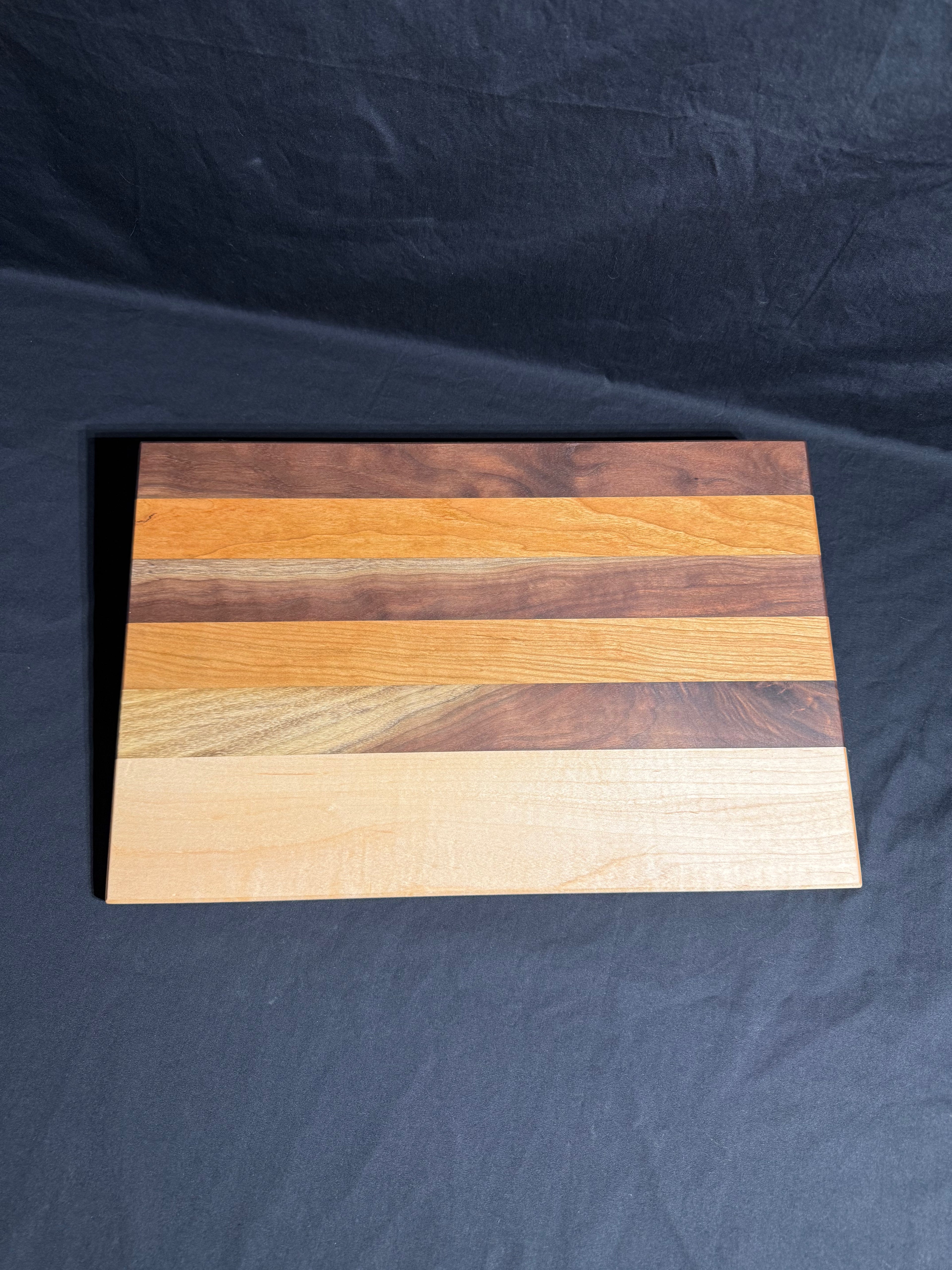 Hardwood Cutting Board 035