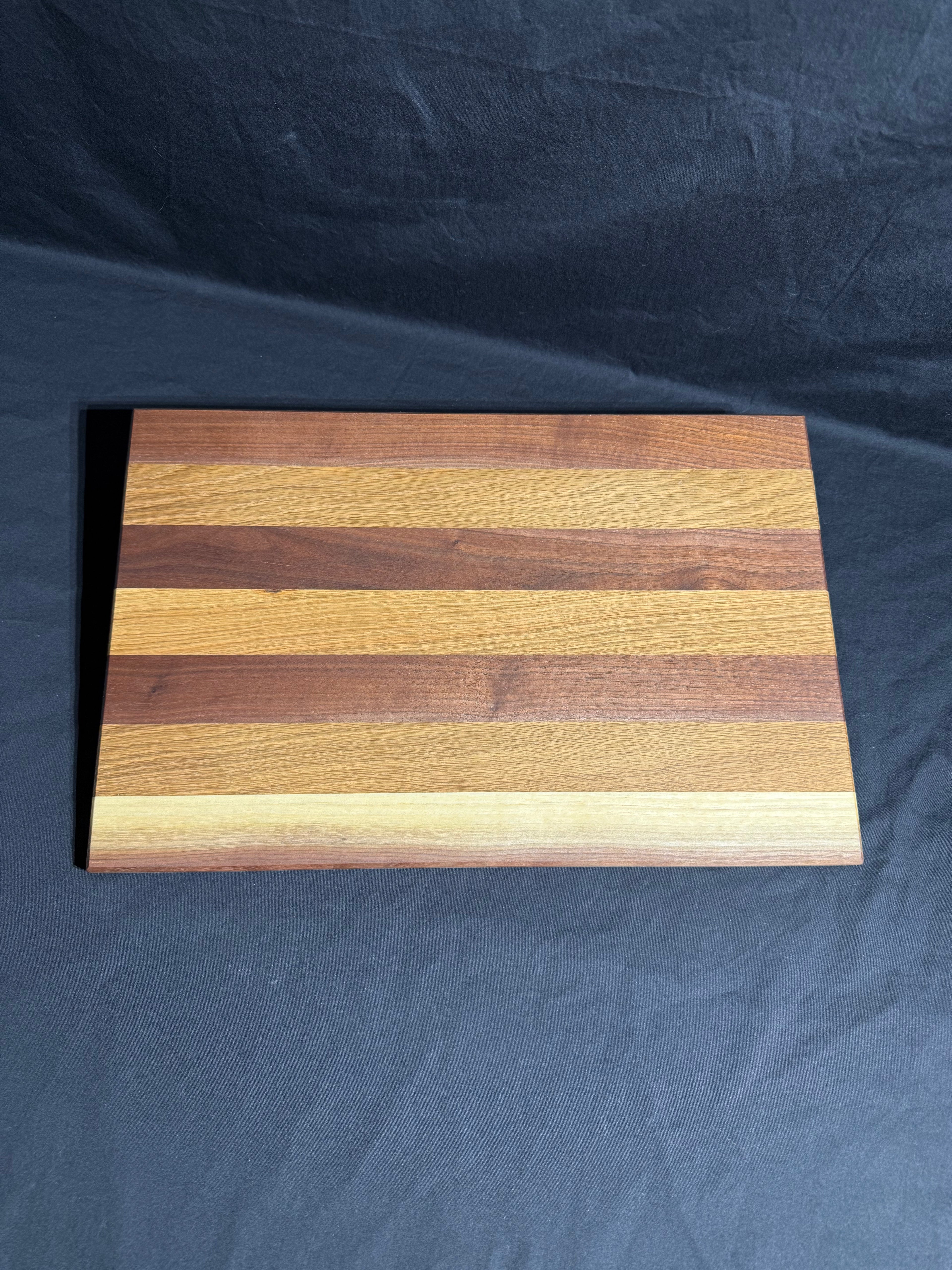 Hardwood Cutting Board 036