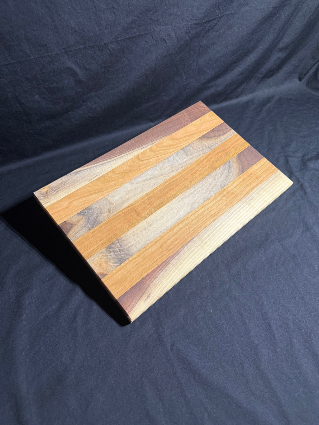 Hardwood Cutting Board 037
