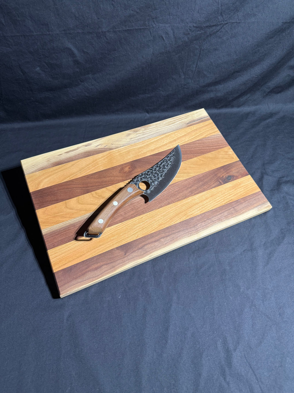 Hardwood Cutting Board 038