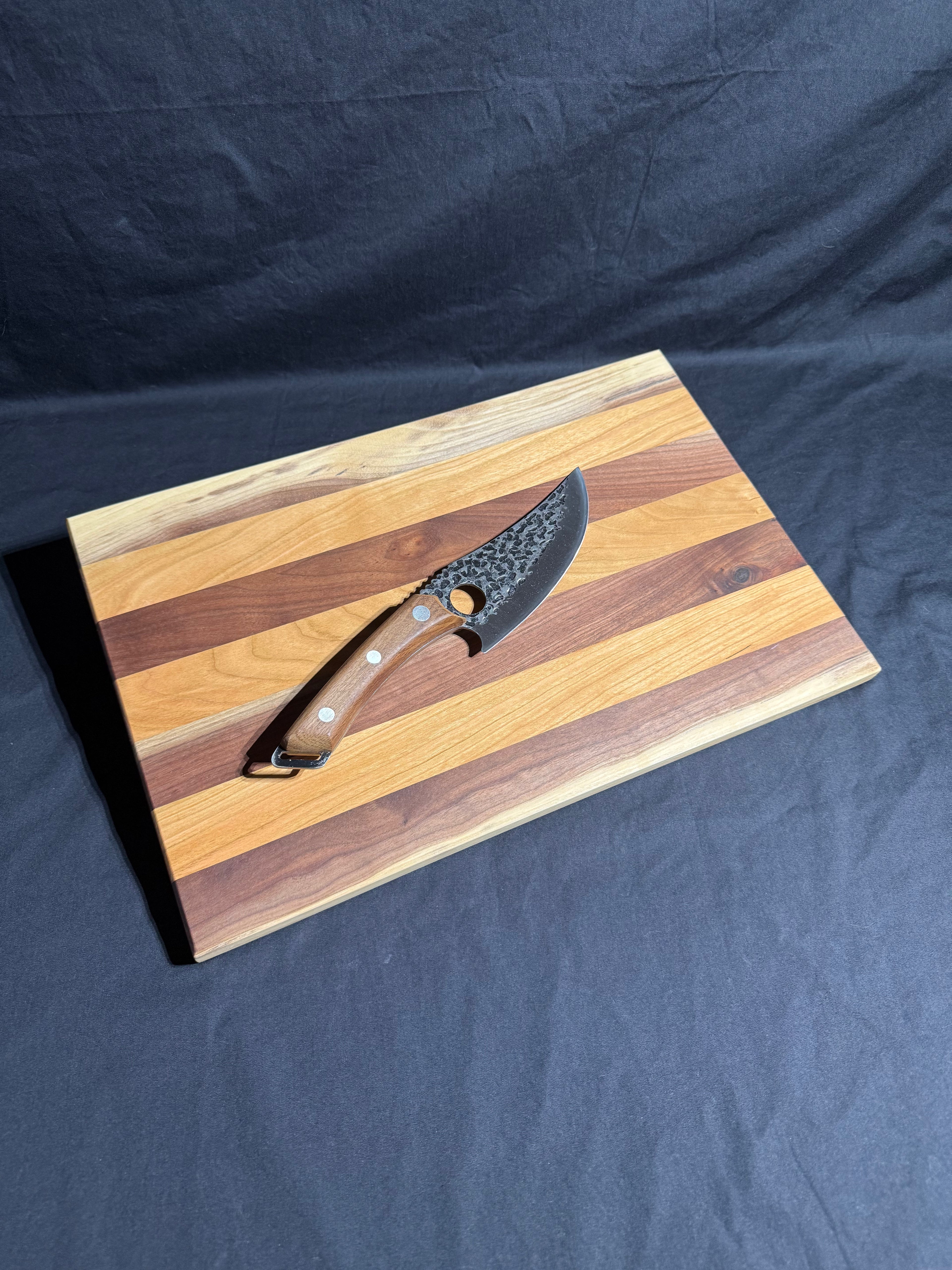 Hardwood Cutting Board 038