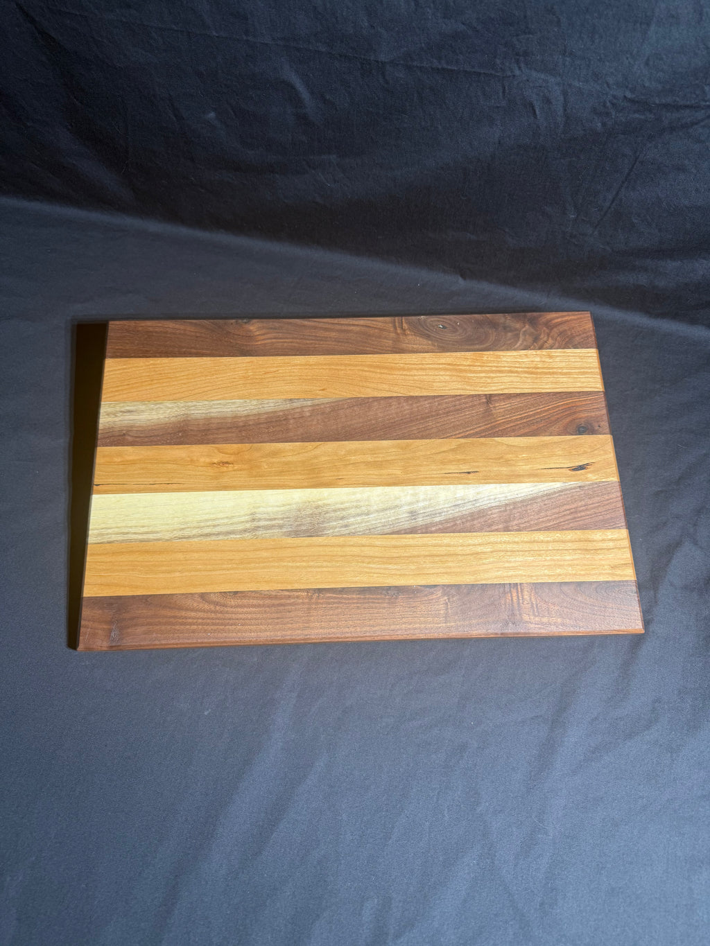 Hardwood Cutting Board 041