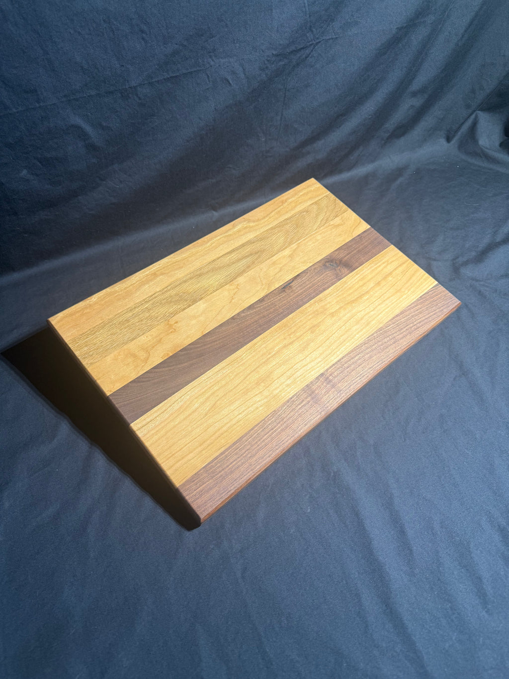 Hardwood Cutting Board 042