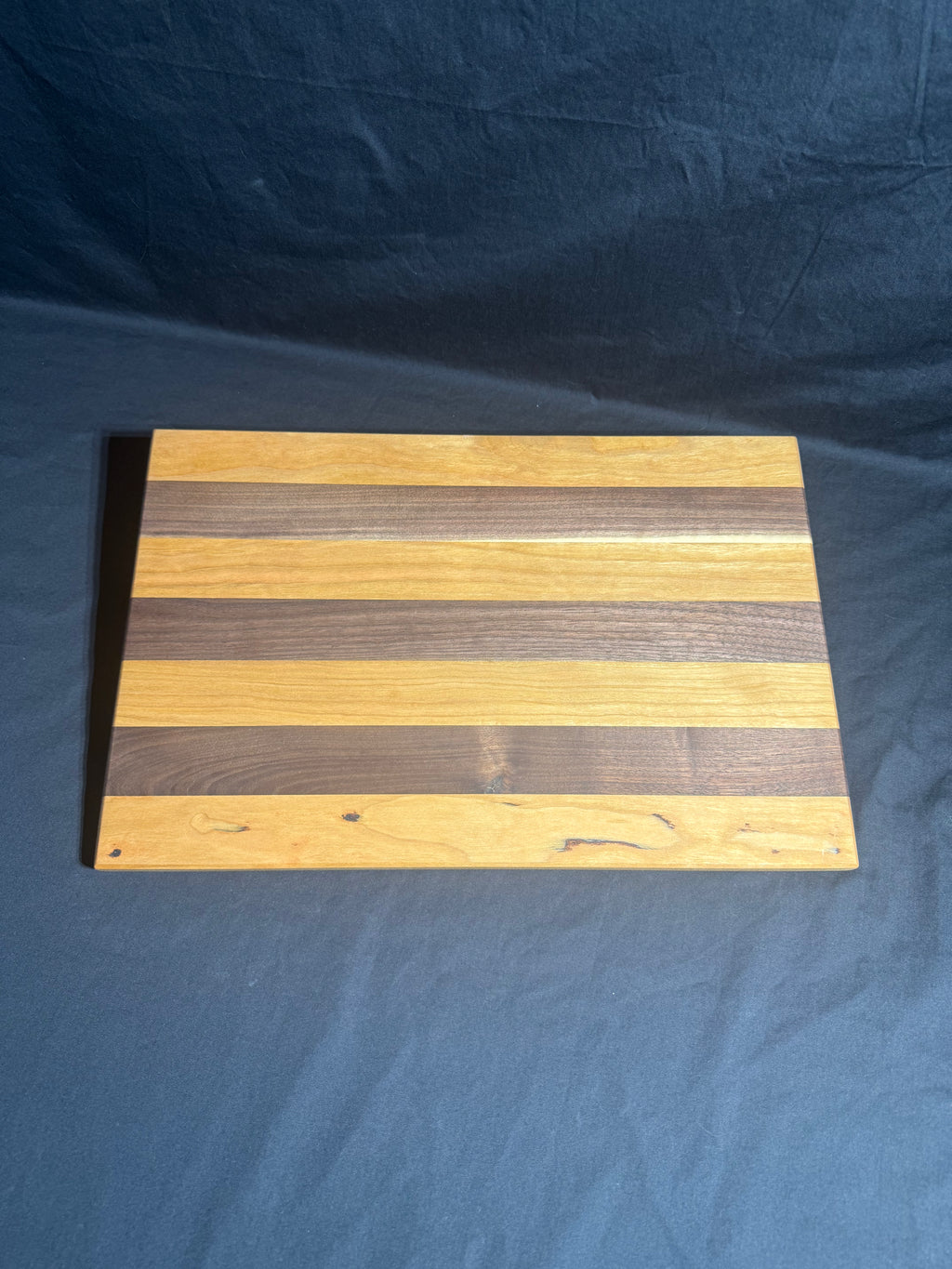 Hardwood Cutting Board 044